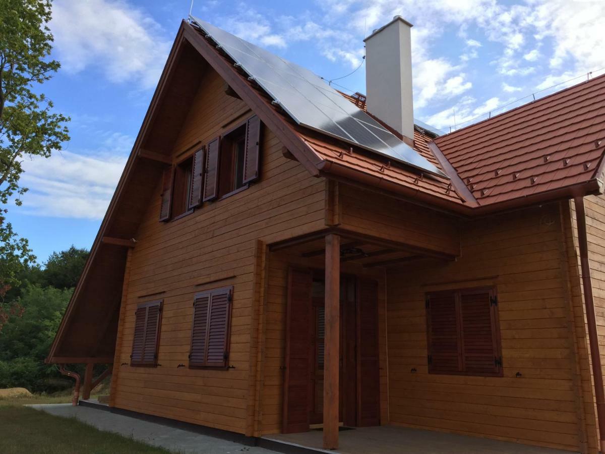 Boejti Pince Apartment Tormafolde Exterior photo
